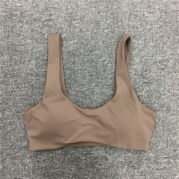 2023 Fitness Bra Kardashian Same Style Shockproof Sports Curved Hem Yoga Wear Bra Slim Fit Top Run Women - Image 16